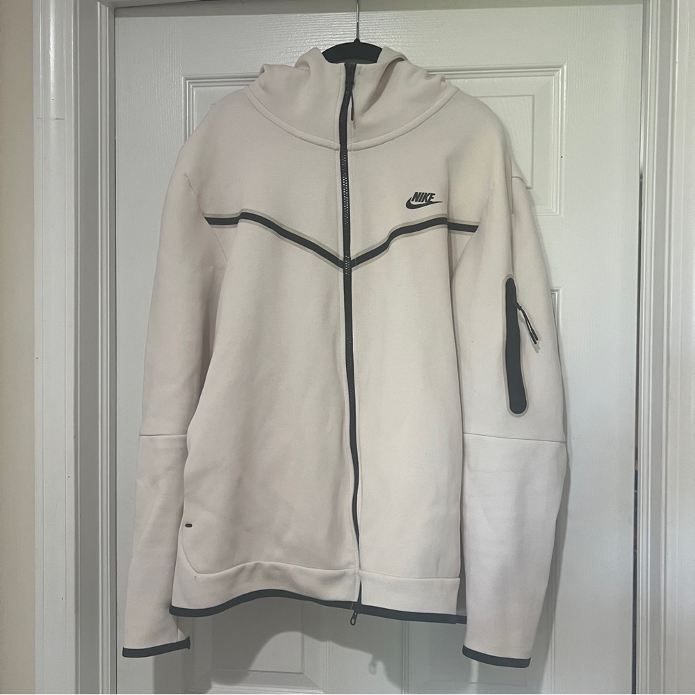 Men’s Nike Zip Up Size XXL